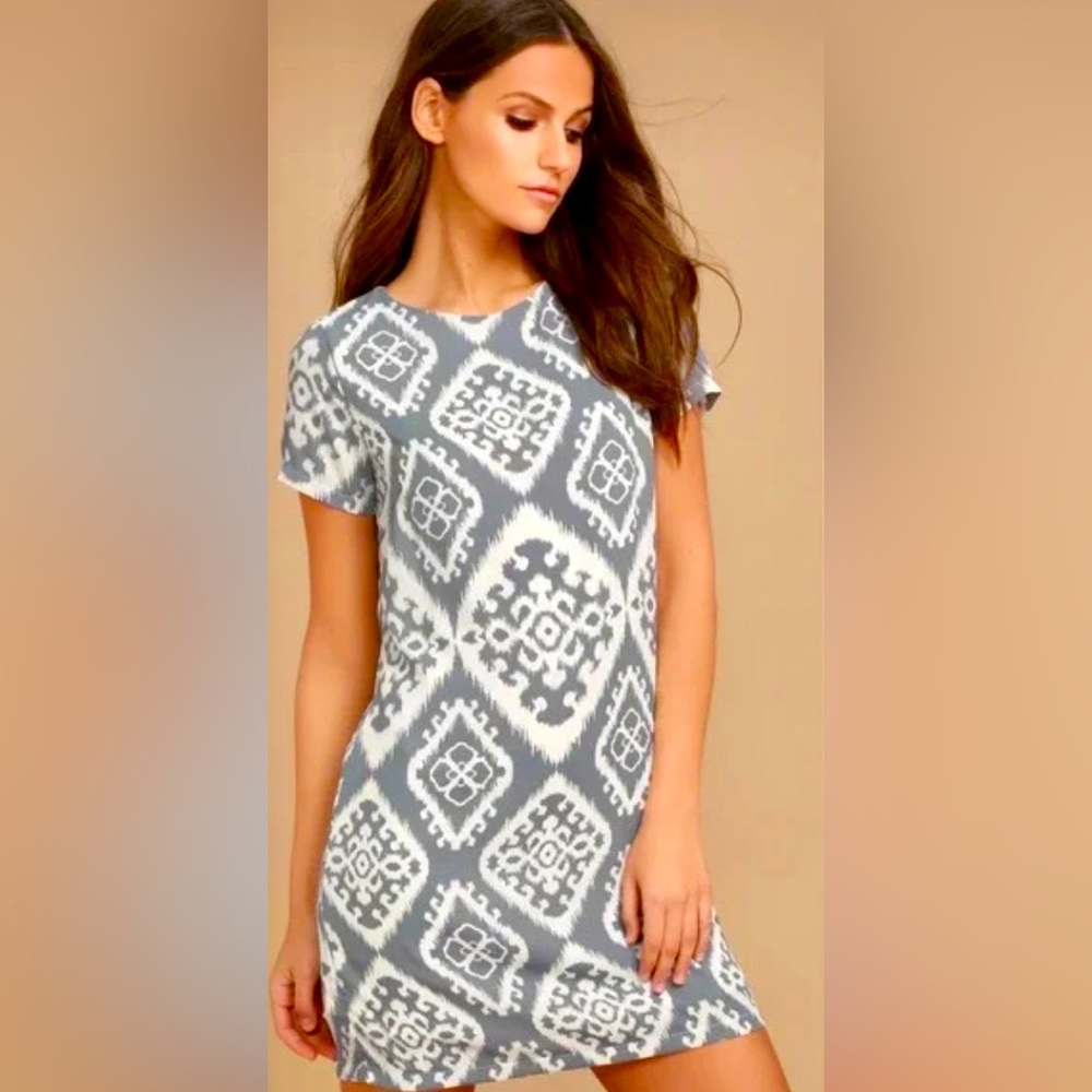 Lulu's Short Sleeve Give Me a Print Dove Gray & White Print Mini Shift Dress